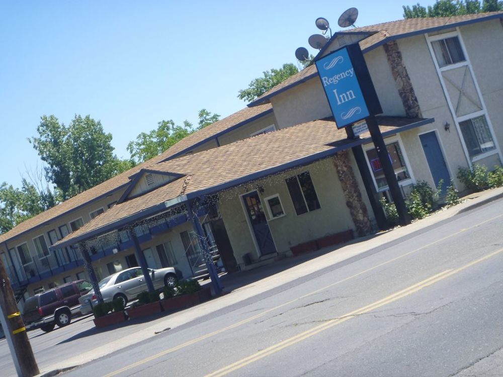 Regency Inn Lakeport Extérieur photo